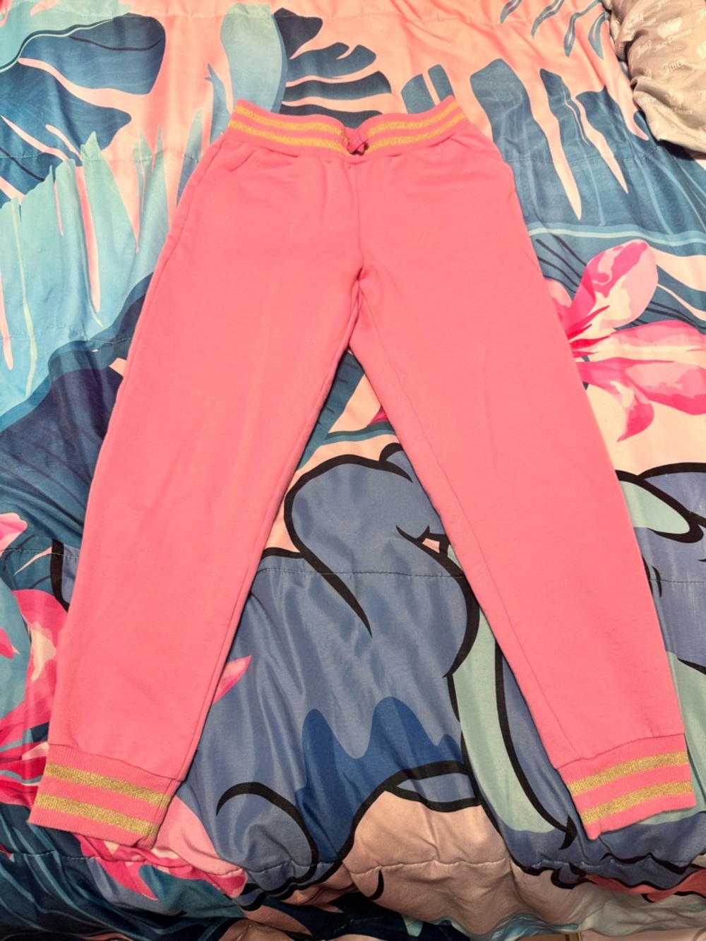 Kids Pink Jogger Pants with Gold-Trim Waistband girls size M (7/8)